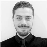 I am a native American English speaker based in Girona, I can offer classes to both Spanish and french students in the area